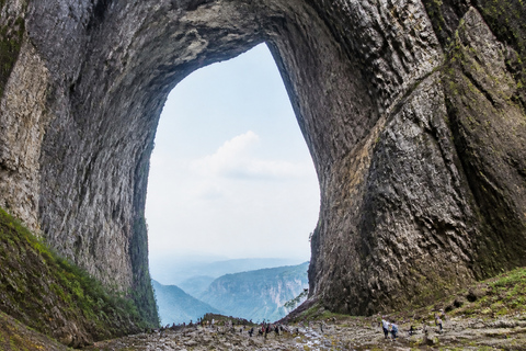Tianmen Mountain: E-Ticket & Multilingual Guide Options Route A: City Cableway Up & Express Cableway Down
