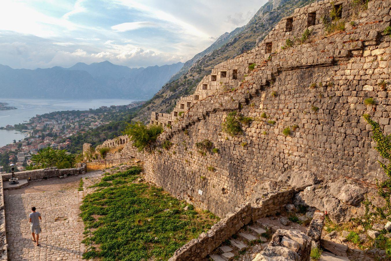 Tour a piedi alla scoperta della Fortezza di Kotor