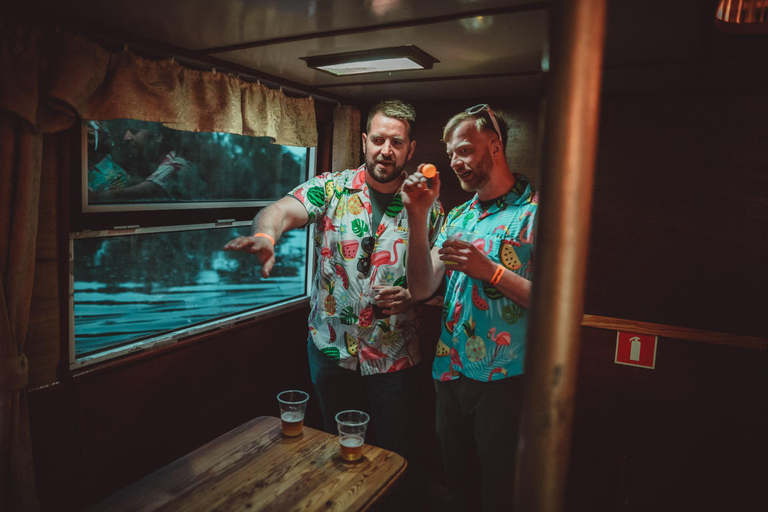 Wroclaw: Oder River Boat Party with Unlimited Drinks