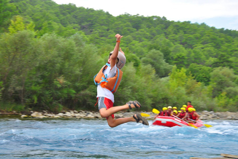 Antalya : Combo Rafting étonnant avec Zipline, 4X4 Quad, Jeep5 en 1 Raft+Buggy ou Quad+Zipline+Jeep+Trekking