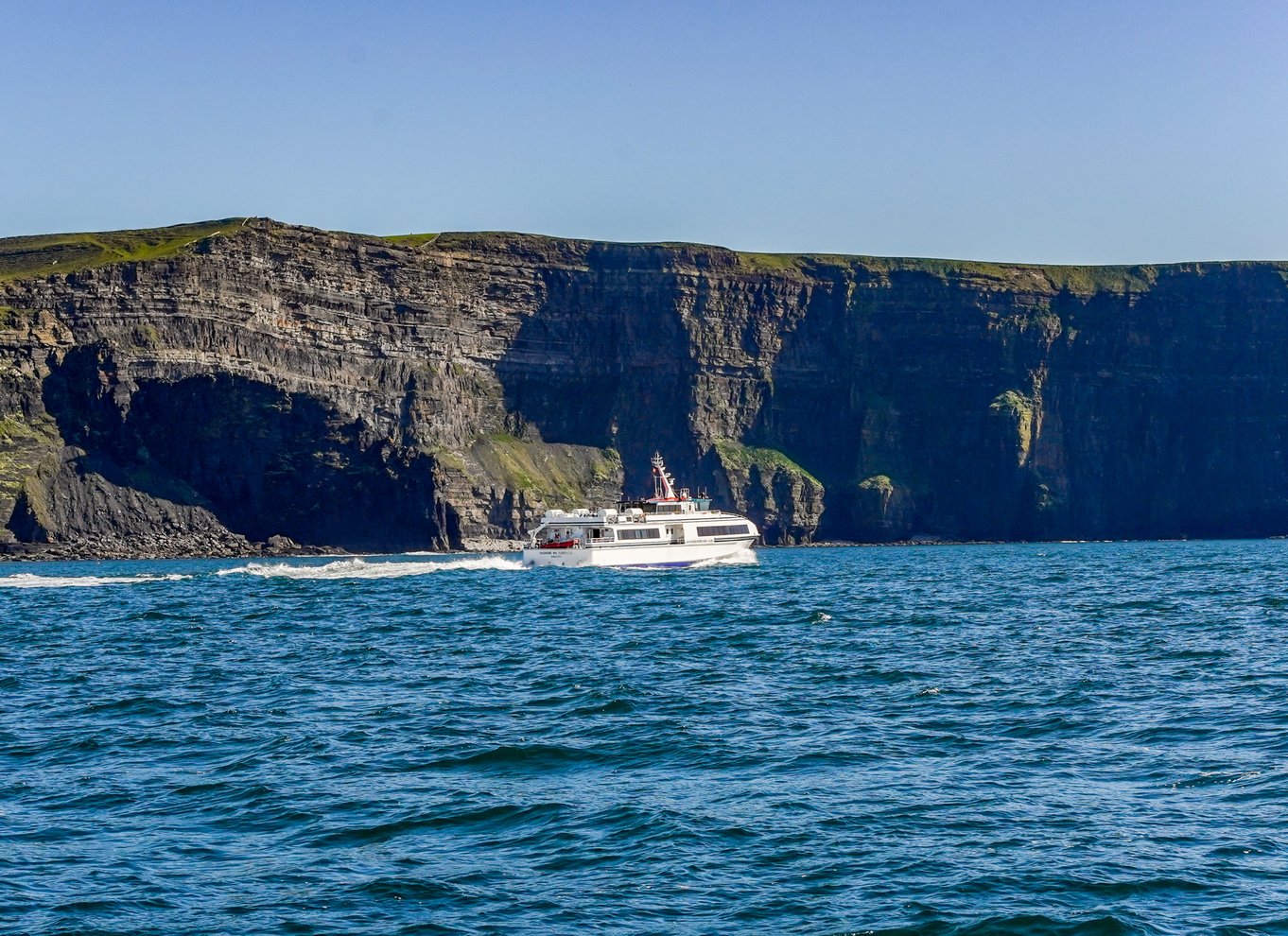 Fra Galway: Dagskrydstogt til Aran-øerne og Moher-klipperne