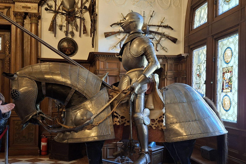 MINIVAN Dracula Castle, Peleș Castle & Wednesday 3 CASTLES Audio Guide 24 Languages