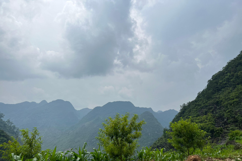 Från Hanoi: 4-dagars Ha Giang Loop Car Tour Plus redigerad video