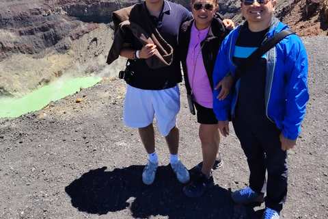 Santa Ana: Private Volcano Hike and Lunch with Lake View