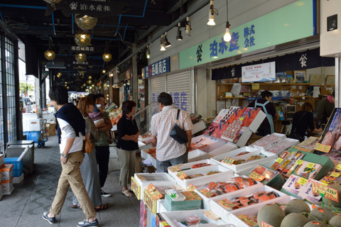 Sapporo History and Gourmet Walking Tour