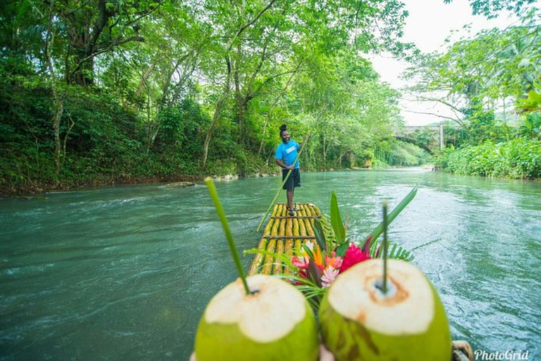 Jamaïque : Rafting en bambou sur la rivière Martha Brae