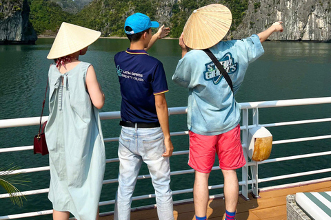 From Hanoi: Cat Ba Island and Lan Ha Bay Day Trip