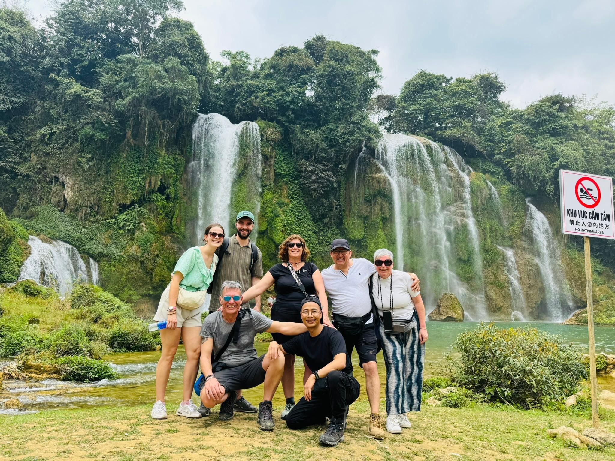 Ab Hanoi: 2-Tages-Ausflug zu den Bản-Giốc-Detian-Wasserfällen mit Gastfamilie