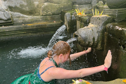 Tirta Empul: Purification Ritual and Temple Tour Basic Package: Purification Ritual and Temple Tour