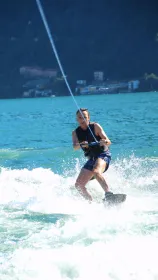 Como: Privates Wakeboardboot-Erlebnis auf dem Comer See