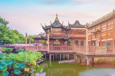 Shanghai: Hidden Market Treasure Hunt & Value Shopping Tour Vintage Treasure Hunt and Bargain Market Tour at Weekend