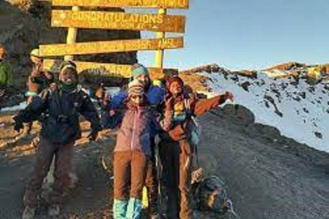 Kilimanjaro Marangu Route 6 Days : Best Friendly Route