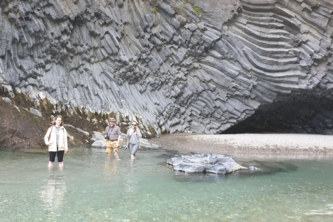 Catania: Excursión a pie por el Etna 2000 m y las Gargantas de Alcántara, recogida