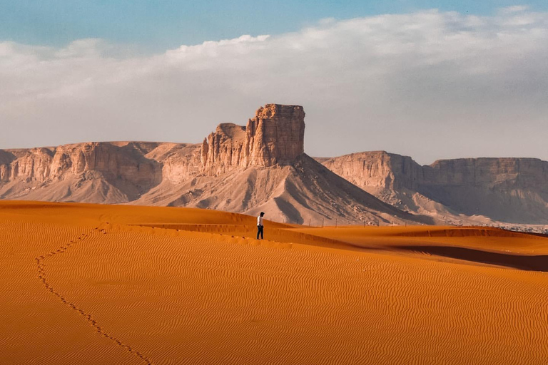 Riyadh:Red Sand Dunes camel ride&Quad&Sandboarding Adventure Private Tour with pick up and drop off from your location