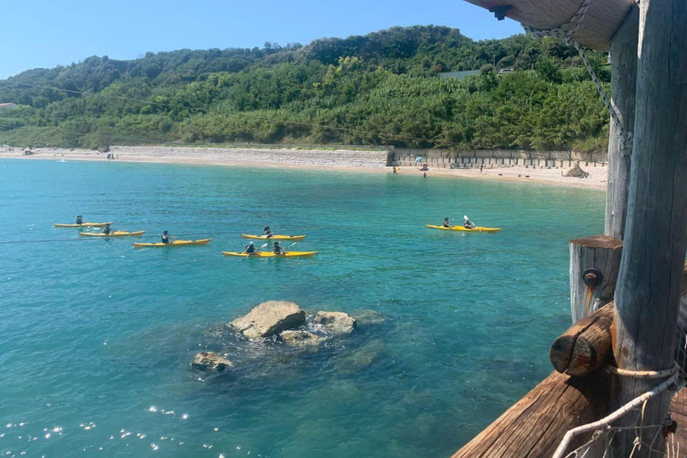 Costa dei Trabocchi: "Il Cavalluccio" sea kayak excursion Trabocchi Coast: sea kayak excursion "The Little Horse"