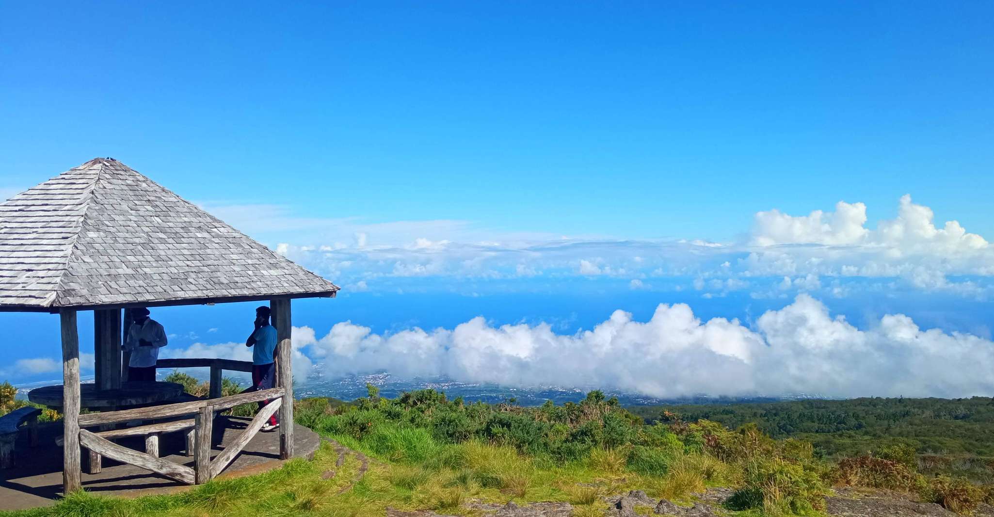 Tour d'une demi-journée maïdo avec vue sur le mafate dans l'île de la Réunion - Housity