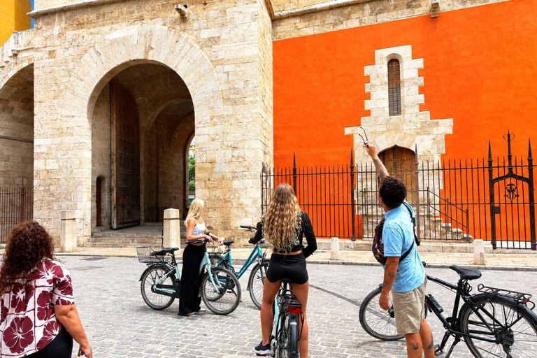Valencia: Guided Bike Tour with Coffee Tasting