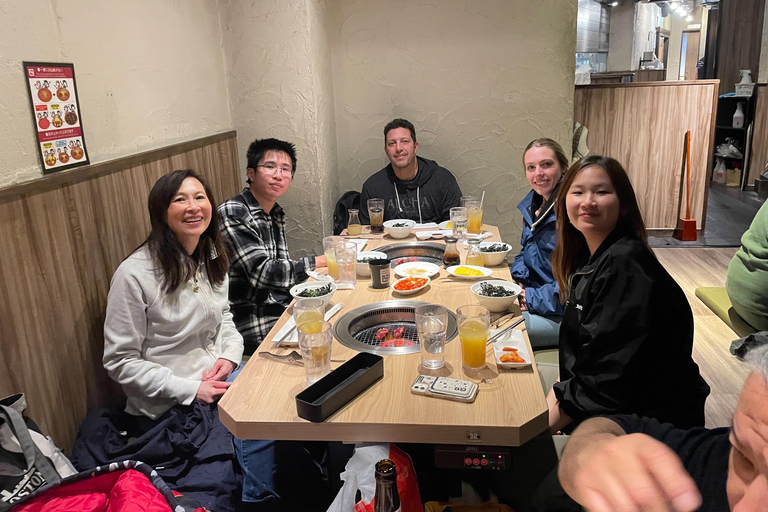 Tokyo Private Customizable Tour: Top Attractions by Guide