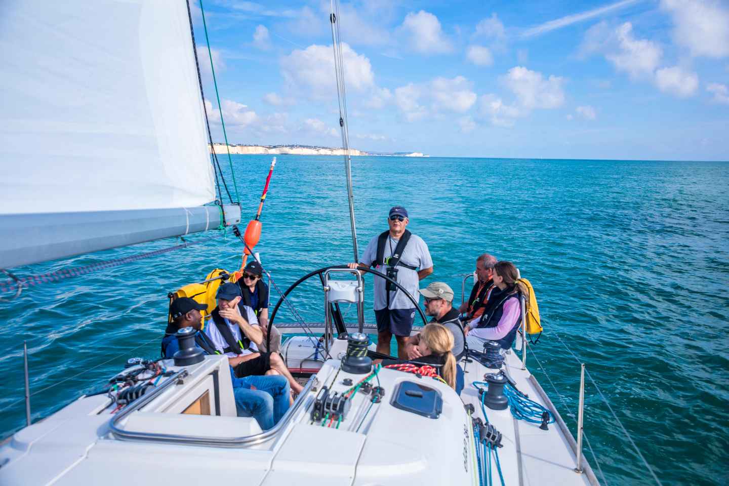 Brighton: Sailing Trip with Drinks