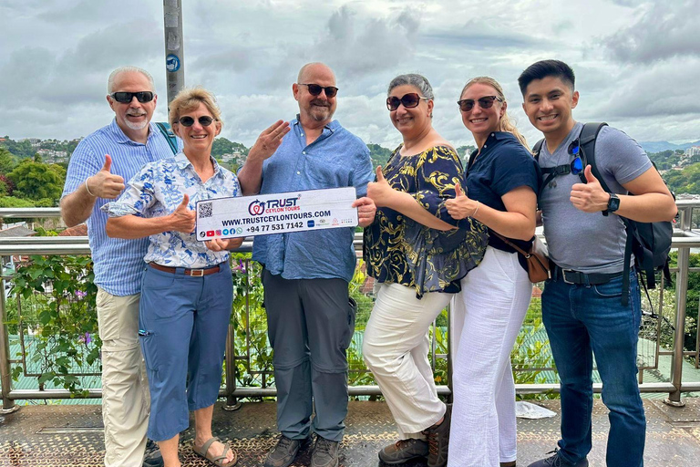 Colombo: Galle, Unawatuna, and Madu River Day Trip