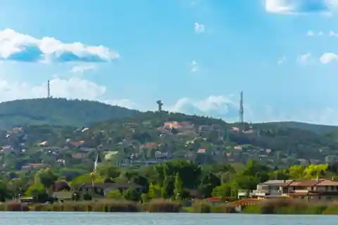 Budapest till Székesfehérvár: Privat dagsutflykt med lokalguide