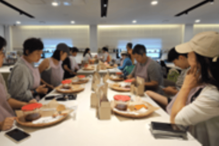 From Seoul: Make Your Own Chilli Paste & Ginseng Liquor Tour