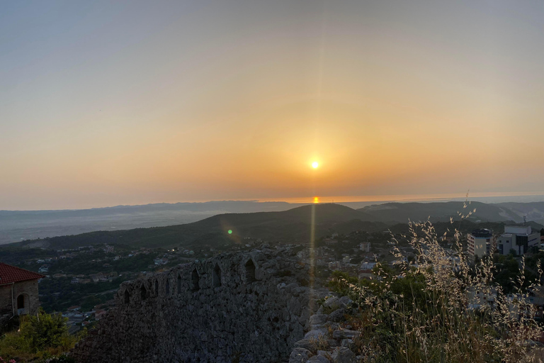 Från Tirana: Kruja och Sari Salltik Temple dagsutflykt