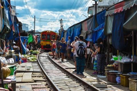 Bangkok: Zugmarkt und schwimmender Markt