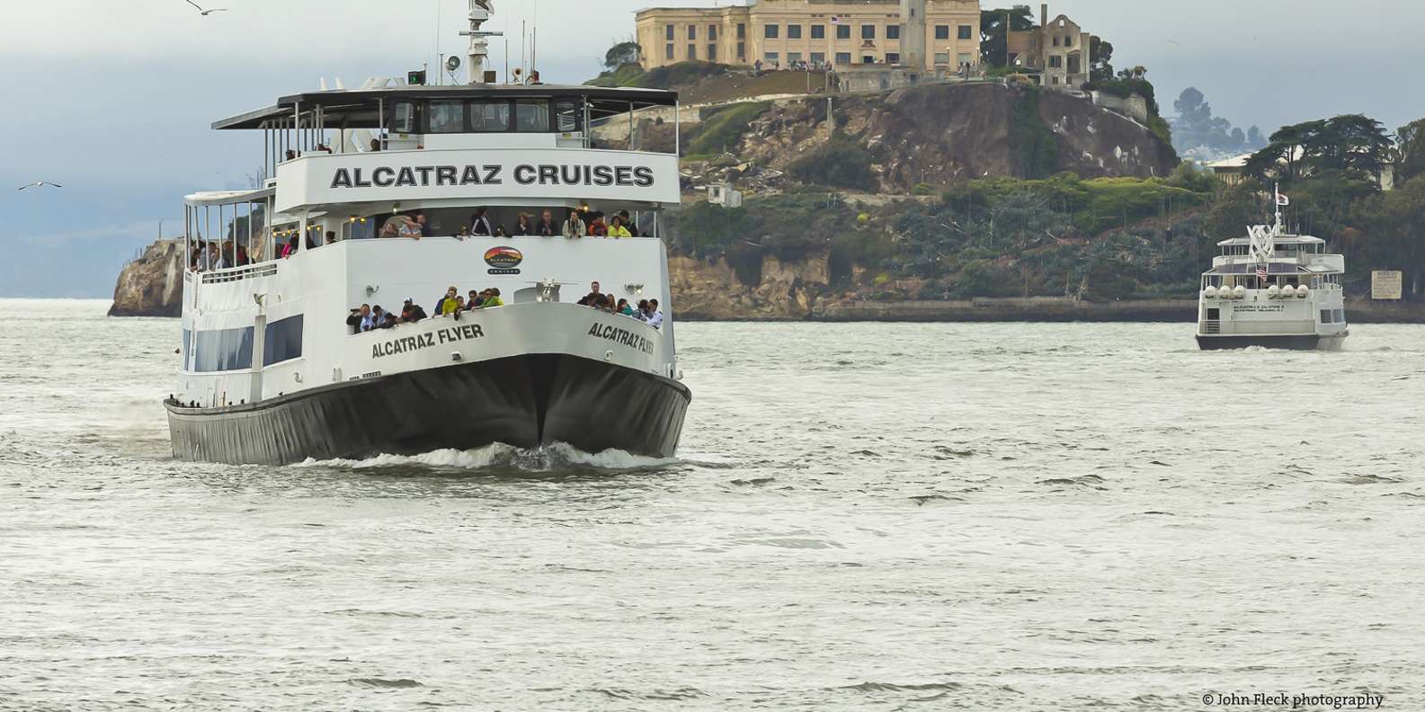 Alcatraz Visit + Golden Gate Bridge Bike Tour (2 Day) - tour image
