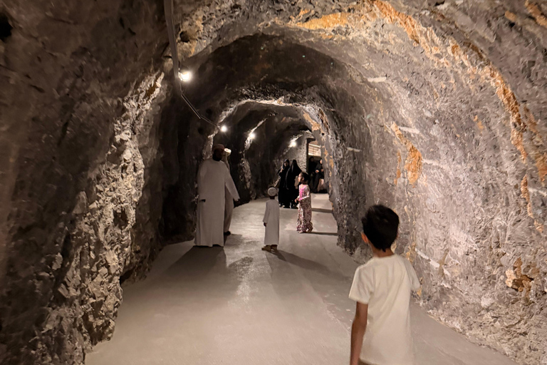 Oman Across Ages Museum & Al Hoota Cave Tour