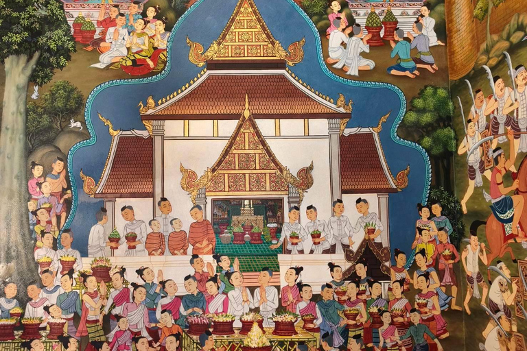 Chiang Mai: Old City Walking Tour with Temples & History Small Group Without Entry Fees