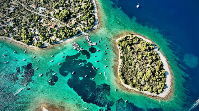 Vanuit Split: Trogir, Blue Lagoon halve dag rondvaart met een kleine groep