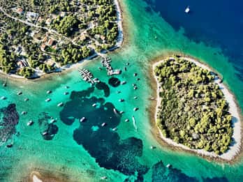 Split: Blue lagoon & 3 island tour small group