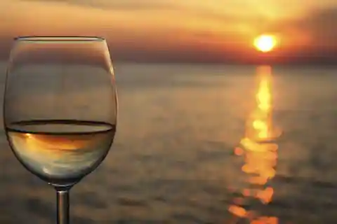 EXCURSION AU COUCHER DU SOLEIL AVEC APERITIVO DEPUIS PORTOVENERE