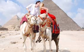 Hurghada: Day Trip to Pyramids, Memphis & Sakkara by Flight