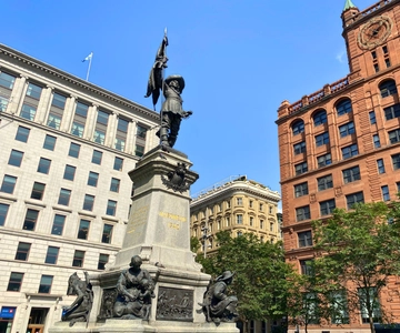 Montreal: The Original Old Montréal Walking Tour