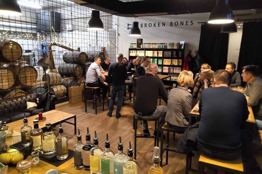 Ljubljana: Broken Bones Gin-Erlebnis mit Cocktails