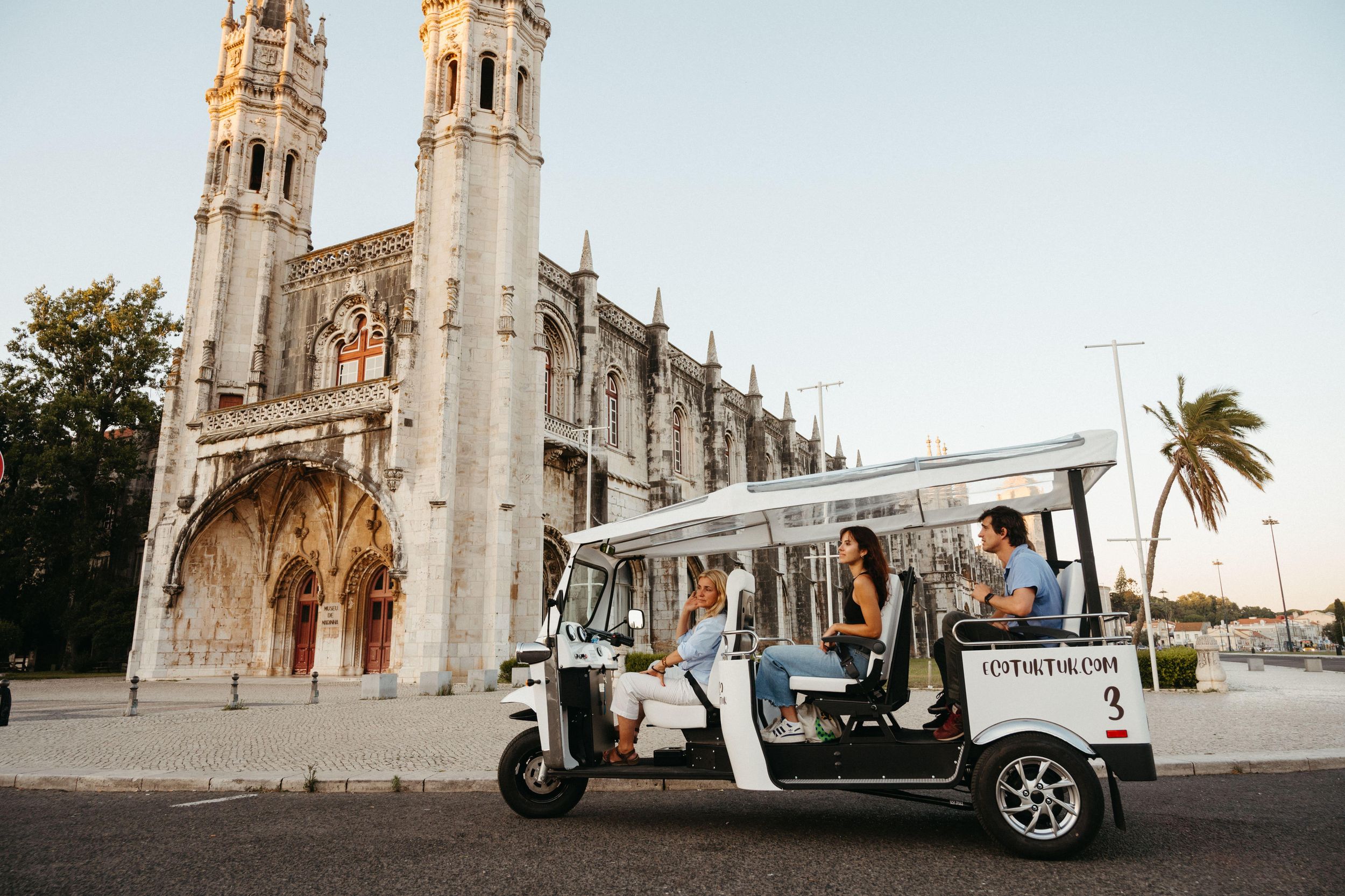 Lissabon: Private Tour durch die Stadt mit dem Eco Tuk Tuk