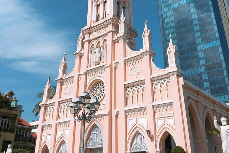 Playa de Da Nang y patrimonio de Hue: tour de 3 días con todo incluido