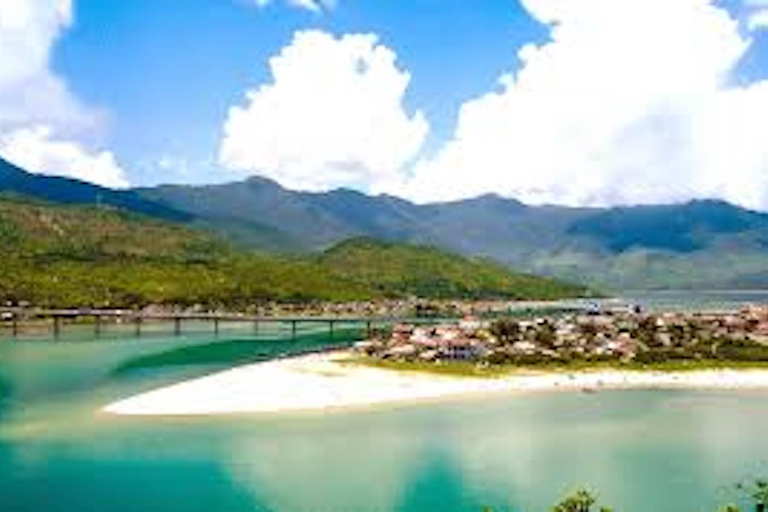 Hoi An: Privat transfer via My Son, Hai Van, Lang Co till Hue