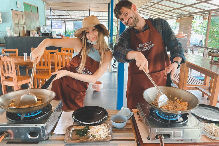 Experiência de culinária tailandesa orgânica em Chiang Mai