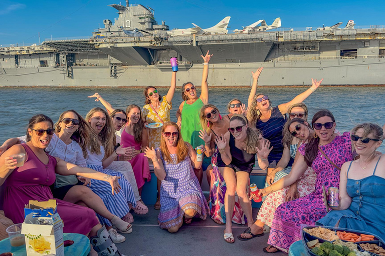 Charleston: Noleggio barca privata; Capitano e accompagnatore; Fino a 22 personeBarca privata con capitano: 3 ore da 15 a 18 passeggeri