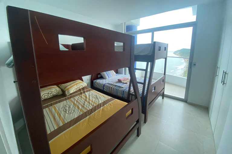 Esmeraldas: Tonsupa Apartamento frente al mar con jacuzzi