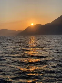 Amalfi: Private Sonnenuntergangs-Kreuzfahrt an der Amalfiküste