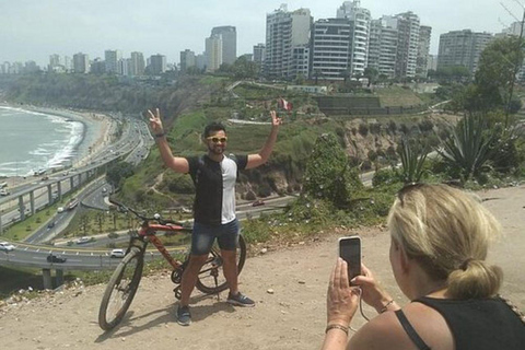 Exploring Lima: A Bike Ride through Miraflores and Barranco