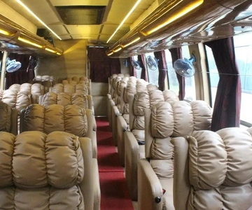 Kathmandu: Tourist Bus Ticket to/from Pokhara