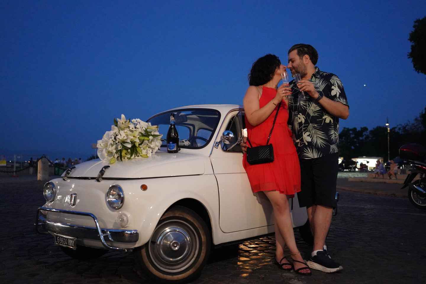 Rome: Photography service with Vintage Fiat 500 Tour