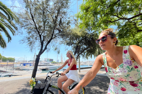 Barcelona, passeio de bicicleta incrível, com guia holandês!Barcelona, passeio de bicicleta incrível, com guia em português!