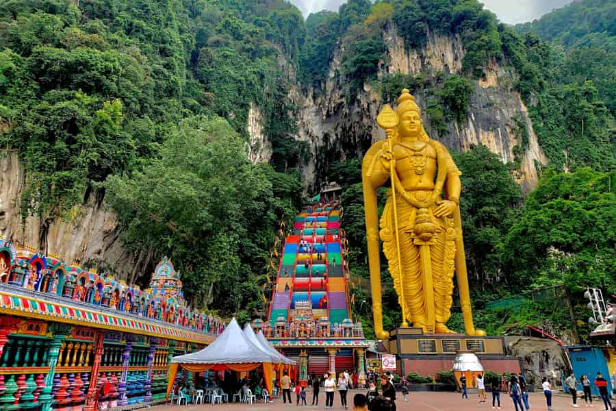 Kuala Lumpur: Batu-Höhlen Halbtagestour mit Fahrer. Foto: GetYourGuide Kuala Lumpur: Batu-Höhlen Halbtagestour mit Fahrer. Foto: GetYourGuide