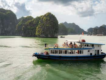 From Cat Ba: Lan Ha and Monkey Island Full Day Boat Trip